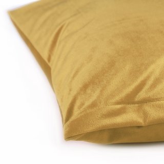 Sametový povlak na polštář SV-009 Okrový - detail 1 - Biante.cz Sametový povlak na polštář SV-009 Okrový - detail 1 - Biante.cz