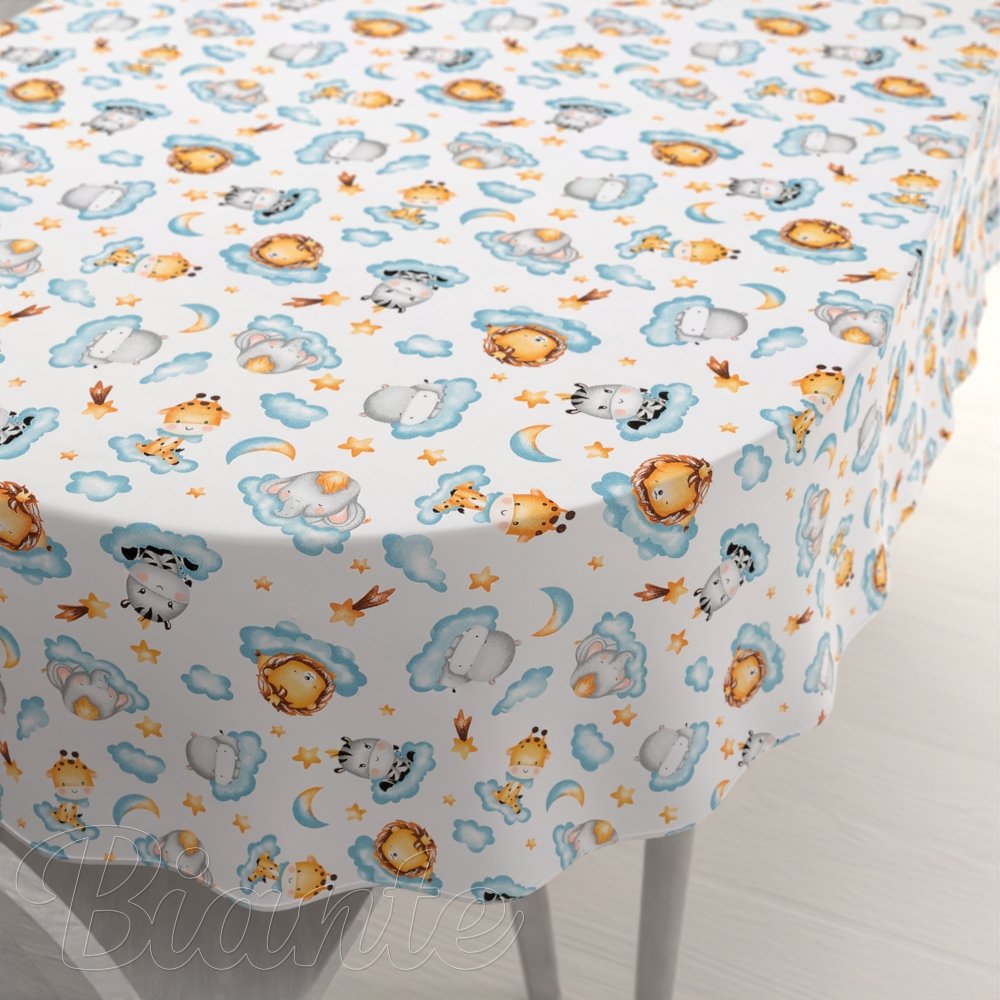 Dětský bavlněný oválný ubrus Sandra SA-693 Africká zvířátka na modrých obláčcích na bílém - Biante.cz