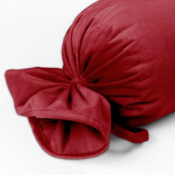 Sametový polštář válec bonbon Velvet Premium SVP-038 Sytě červený - detail 1 - Biante.cz