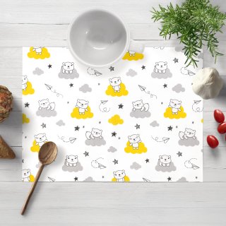 Dětské bavlněné prostírání na stůl Sandra SA-725 Medvídci na žluto-šedých mráčcích na bílém - Biante.cz