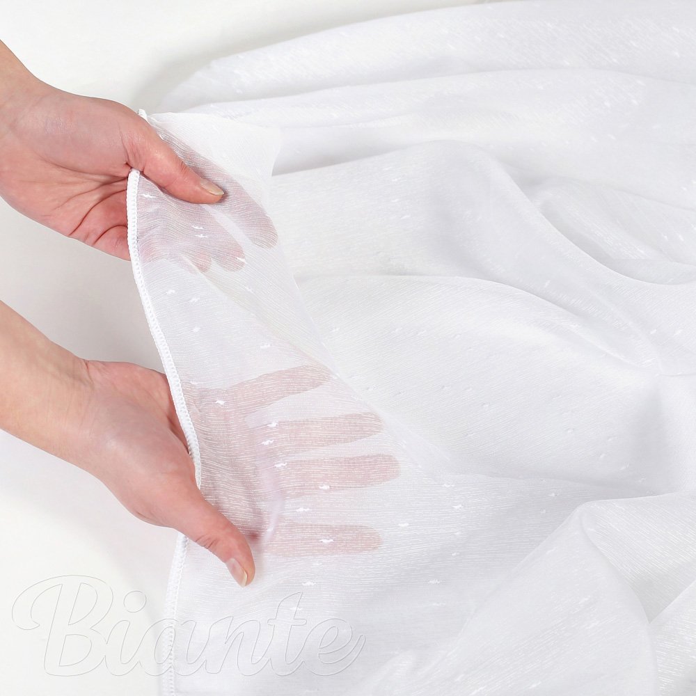 Voál bílý s olůvkem vzor Prší - ZAC-014 výška 250 cm - detail 2 - Biante.cz