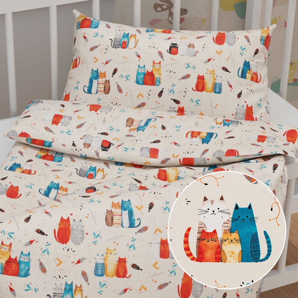 Dětské bavlněné povlečení do postýlky Sandra SA-655 Kočičí svět modro-červený na krémovém - Biante.cz