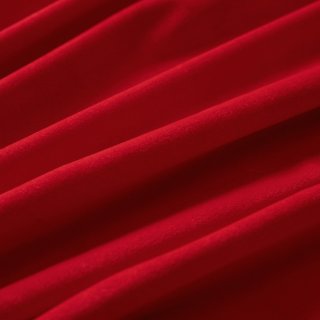 Sametový závěs Velvet Premium SVP-051 Sytě červený - šířka 135 cm