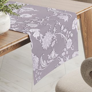 Dekorační běhoun na stůl PM-045 Zámecké květy na pastelově fialovém - Biante.cz Dekorační běhoun na stůl PM-045 Zámecké květy na pastelově fialovém - Biante.cz