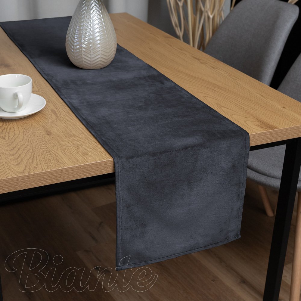 Sametový běhoun na stůl Velvet Premium SVP-004 Antracitově šedý - Biante.cz