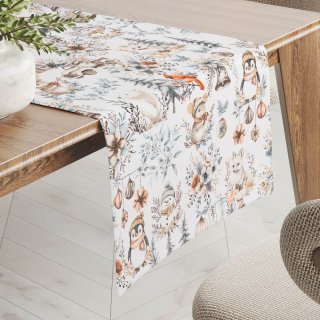 Bavlněný běhoun na stůl Sandra SA-708 Zimní pohádka modro-šedo-hnědá na bílém - Biante.cz
