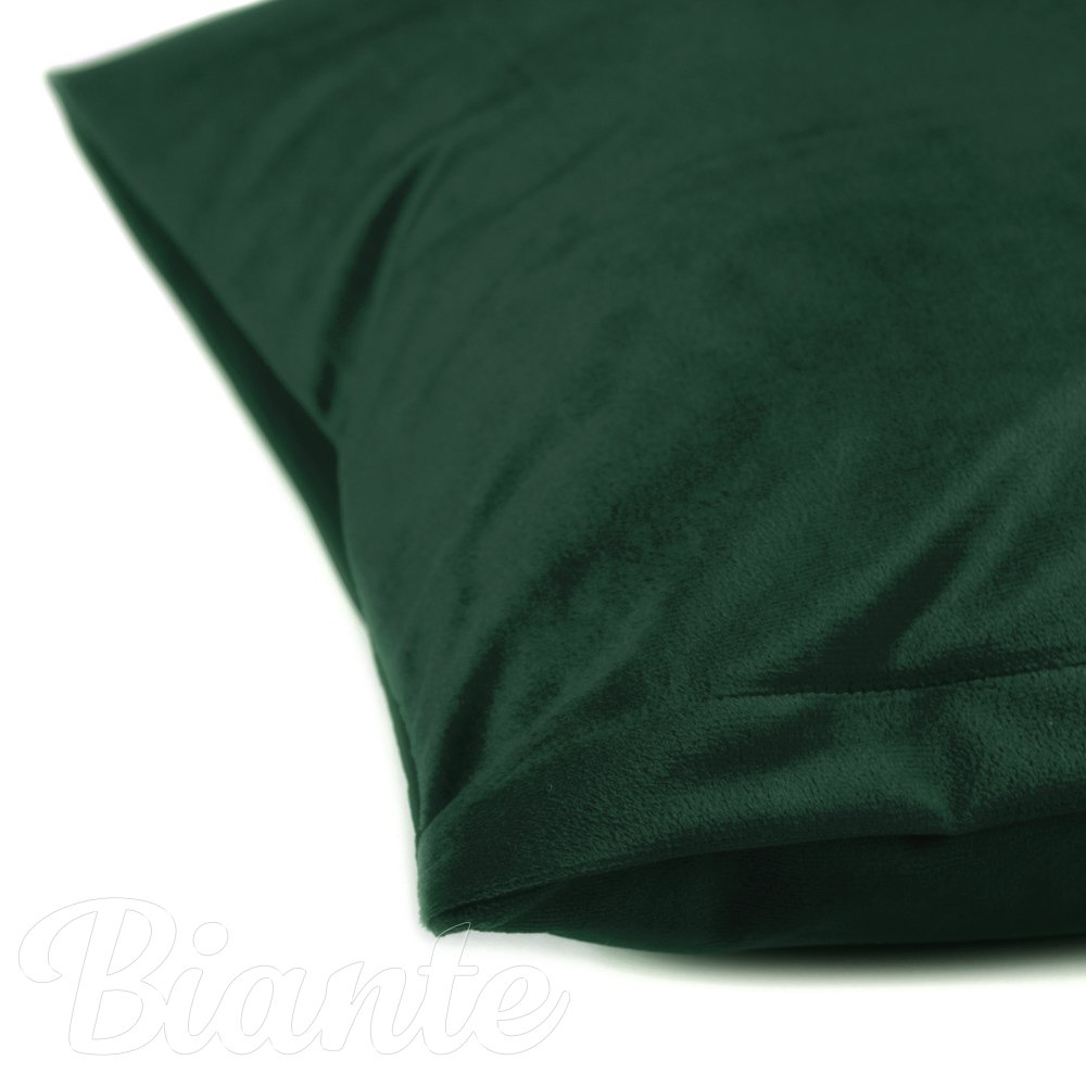 Sametový povlak na polštář Velvet Premium SVP-040 Lesní zelená - detail 2 - Biante.cz Sametový povlak na polštář Velvet Premium SVP-040 Lesní zelená - detail 2 - Biante.cz