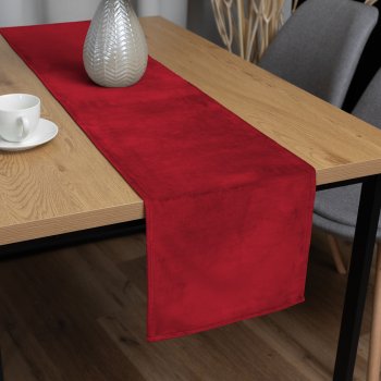 Sametový běhoun na stůl Velvet Premium SVP-038 Sytě červený - Biante.cz Sametový běhoun na stůl Velvet Premium SVP-038 Sytě červený - Biante.cz