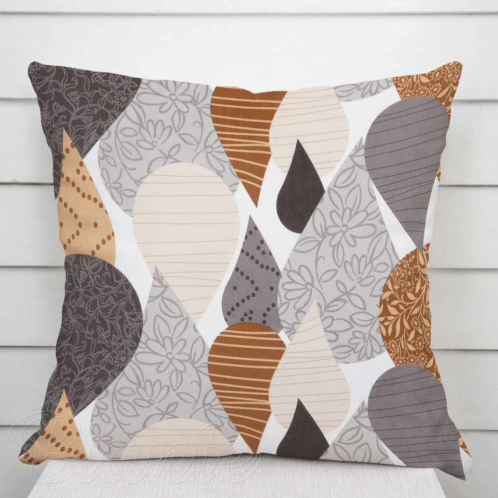 Bavlněný povlak na polštář Sandra SA-507 Hnědo-šedé kapky s ornamenty - Biante.cz