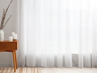 Voál bílý hladký s olůvkem ZAC-015 výška 260 cm a 300 cm - Biante.cz Voál bílý hladký s olůvkem ZAC-015 výška 260 cm a 300 cm - Biante.cz
