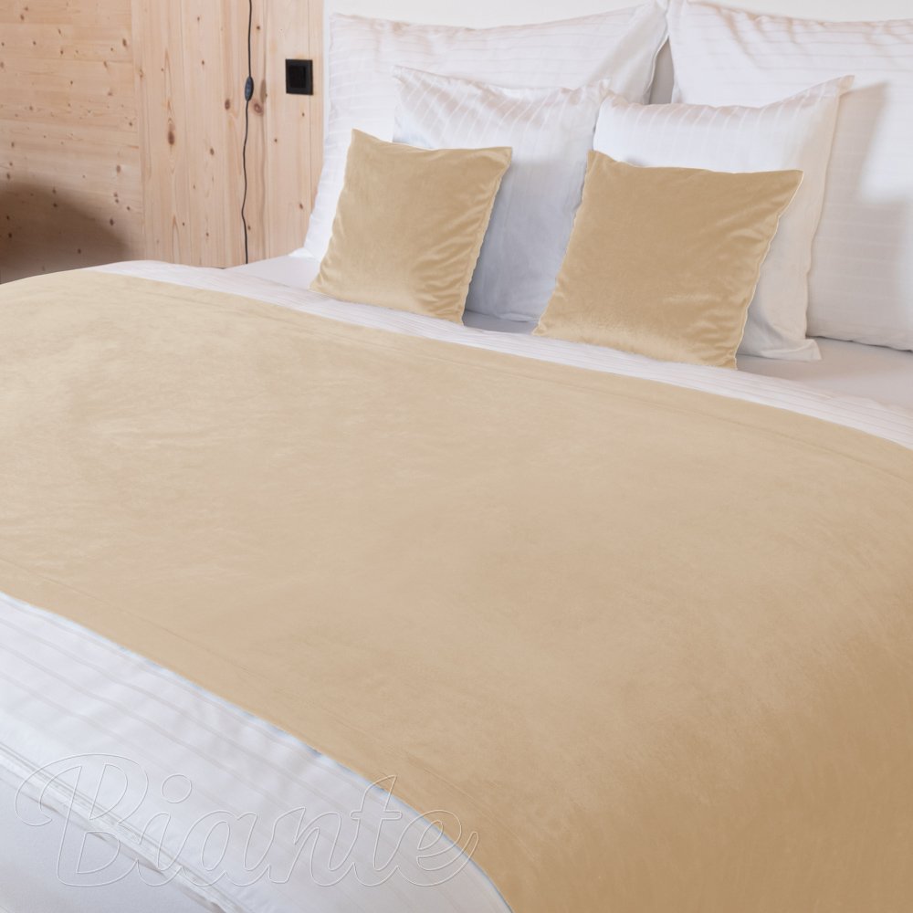 Sametový přehoz na postel Velvet Premium SVP-006 Pískově béžový - detail 2 - Biante.cz