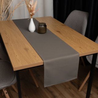 Dekorační běhoun na stůl BKU-113 Hnědošedý - detail 1 - Biante.cz Dekorační běhoun na stůl BKU-113 Hnědošedý - detail 1 - Biante.cz