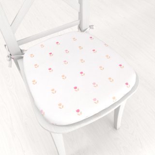 Teflonový oblý podsedák TF-115 Barevné tulipánky na bílém - 39x37x3 cm - Biante.cz