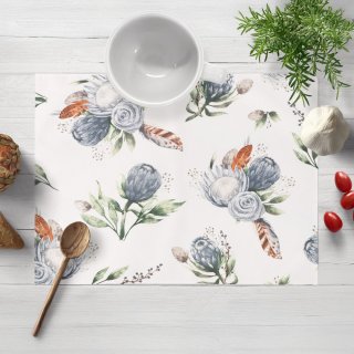 Bavlnené prestieranie na stôl Sandra SA-707 Modré kvety Protea na bielom - Biante.sk Bavlnené prestieranie na stôl Sandra SA-707 Modré kvety Protea na bielom - Biante.sk