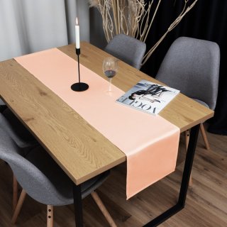 Saténový běhoun na stůl polyesterový Satén LUX-060 Světle broskvový - detail 1 - Biante.cz Saténový běhoun na stůl polyesterový Satén LUX-060 Světle broskvový - detail 1 - Biante.cz