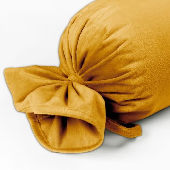 Sametový polštář válec bonbon Velvet Premium SVP-037 Zlatavě oranžový - detail 1 - Biante.cz