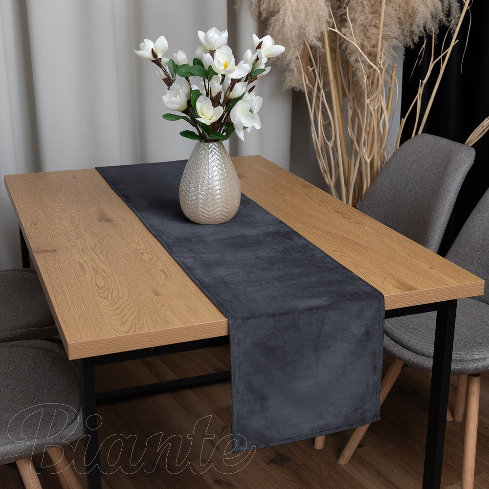 Sametový běhoun na stůl Velvet Premium SVP-004 Antracitově šedý - detail 1 - Biante.cz