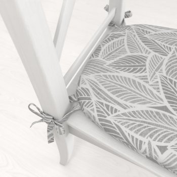 Oblý podsedák Leona LN-169 Bílé listy na šedém - 39x37x3 cm - detail 1 - Biante.cz Oblý podsedák Leona LN-169 Bílé listy na šedém - 39x37x3 cm - detail 1 - Biante.cz