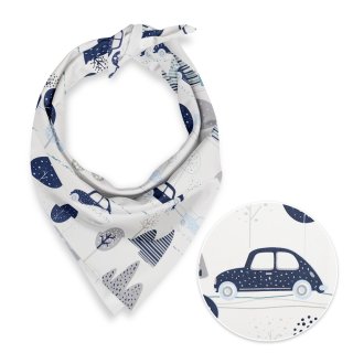 Detská bavlnená šatka Sandra SA-685 Modré autá medzi stromami na bielom - Biante.sk