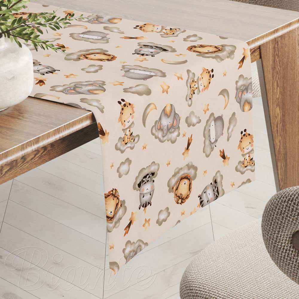 Dětský bavlněný běhoun na stůl Sandra SA-534 Africká zvířátka na obláčcích na šedobéžovém - Biante.cz