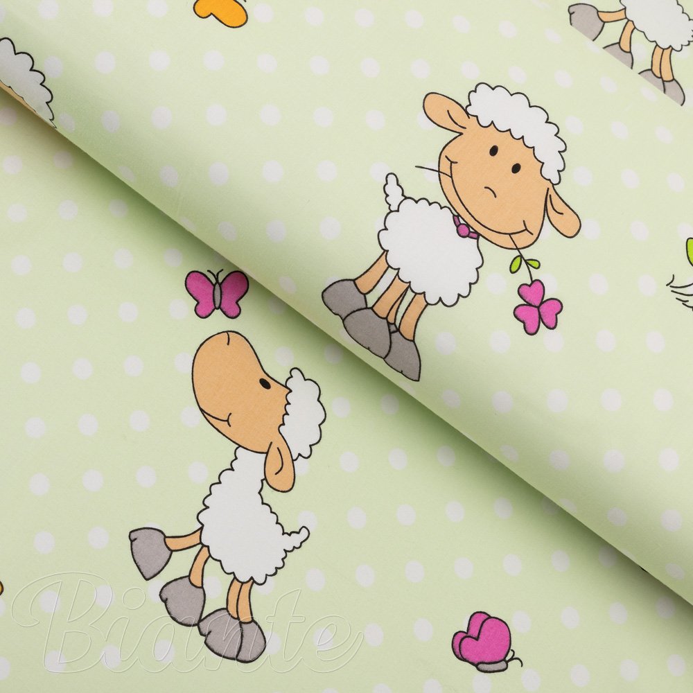 Dětská bavlněná látka/plátno Sandra SA-729 Veselé ovečky na světle zeleném puntíkovaném - šířka 160 cm - Biante.cz