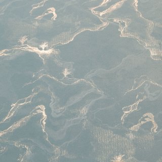 Sametová látka Isabela IBL-020 Zlatý/kouřový mramor na světle modrošedém - šířka 280 cm - detail 6 - Biante.cz Sametová látka Isabela IBL-020 Zlatý/kouřový mramor na světle modrošedém - šířka 280 cm - detail 6 - Biante.cz