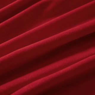 Sametová látka Velvet Premium SVP-038 Sytě červená - šířka 145 cm a 280 cm - detail 4 - Biante.cz