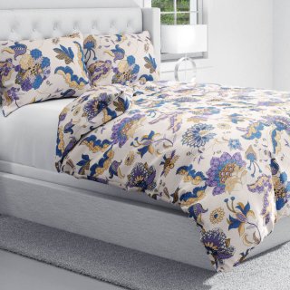 Bavlnené posteľné obliečky Sandra SA-539 Modro-fialové orientálne kvety na svetlo béžovom - detail 1 - Biante.sk Bavlnené posteľné obliečky Sandra SA-539 Modro-fialové orientálne kvety na svetlo béžovom - detail 1 - Biante.sk