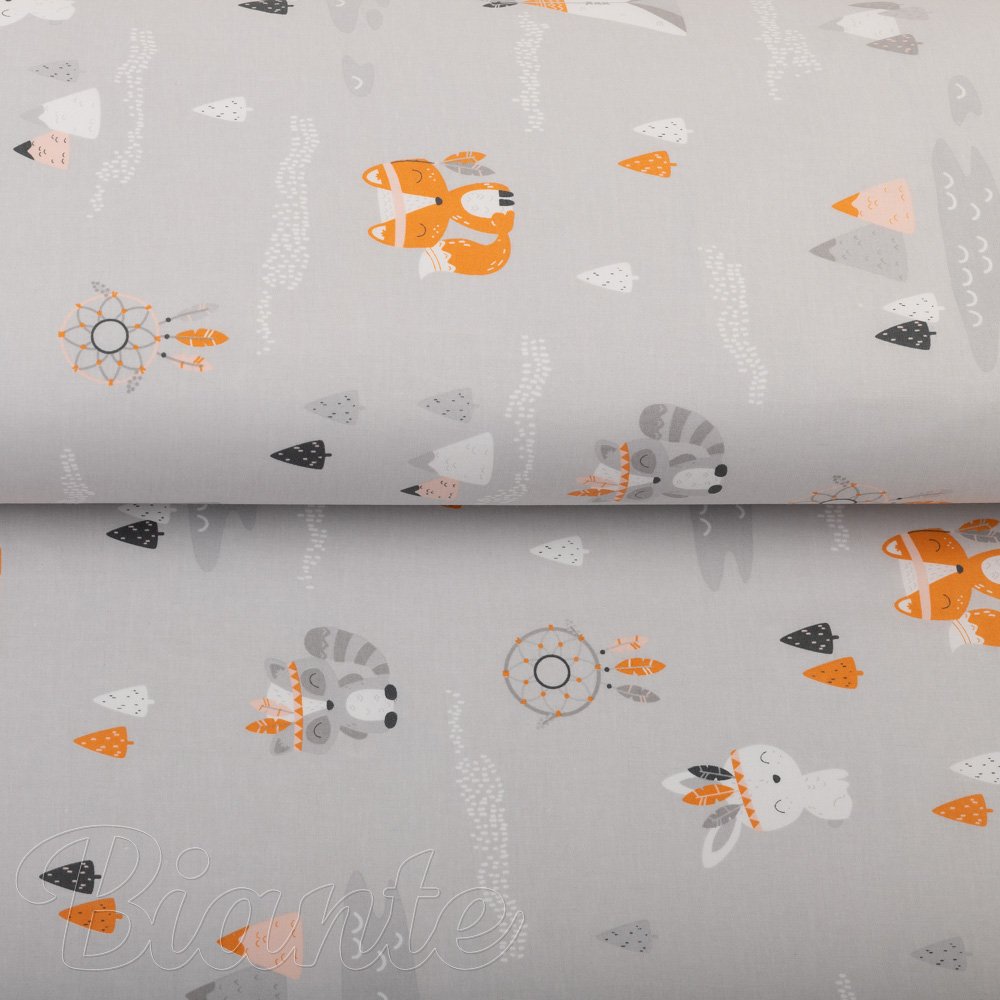 Dětská bavlněná látka/plátno Sandra SA-699 Oranžová zvířátka Indiáni na šedém - šířka 160 cm - detail 2 - Biante.cz