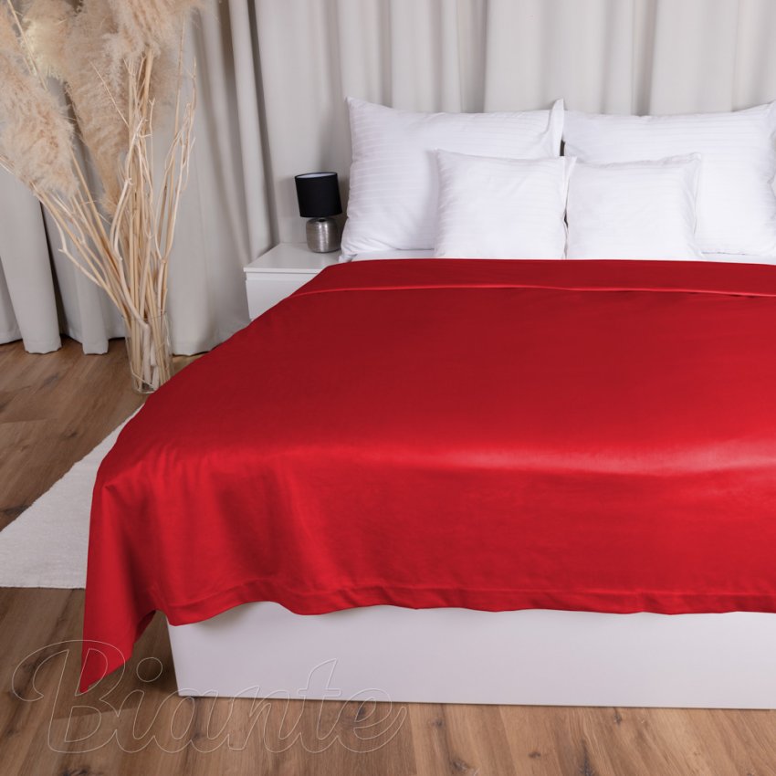 Sametový přehoz na postel Velvet Premium SVP-051 Sytě červený - Biante.cz