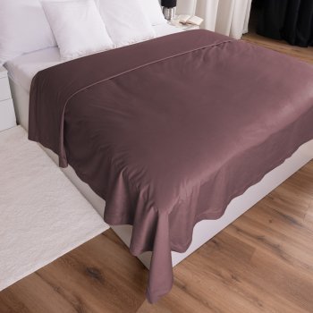 Sametový přehoz na postel Velvet Premium SVP-019 Hnědofialový - detail 1 - Biante.cz Sametový přehoz na postel Velvet Premium SVP-019 Hnědofialový - detail 1 - Biante.cz