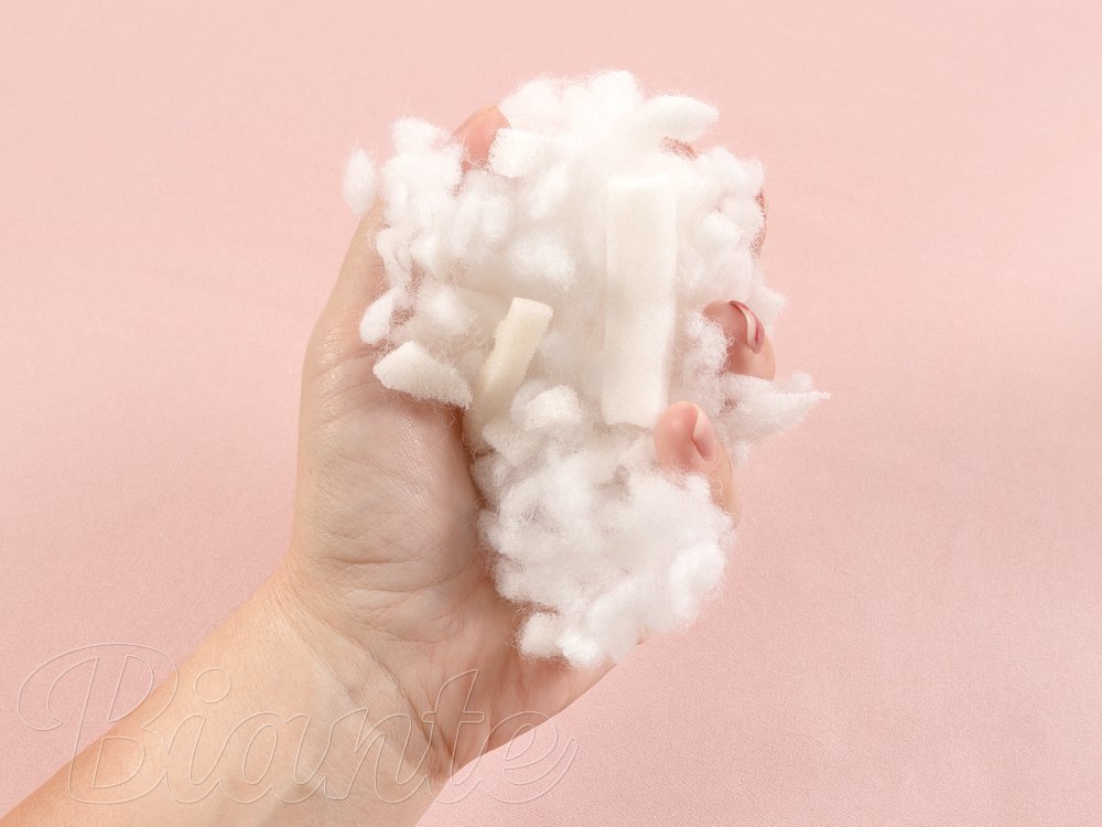 Výplňová směs polyesterové kuličky a molitanové tyčinky 50/50 - 500 g - detail 2 - Biante.cz