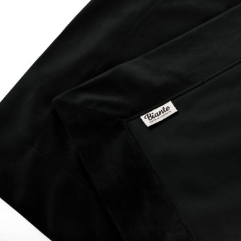 Zamatový prehoz/behúň na posteľ Velvet Prémium SVP-041 Čierny - detail 1 - Biante.sk Zamatový prehoz/behúň na posteľ Velvet Prémium SVP-041 Čierny - detail 1 - Biante.sk