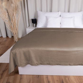 Sametový přehoz na postel Velvet Premium SVP-005 Světle hnědý - Biante.cz Sametový přehoz na postel Velvet Premium SVP-005 Světle hnědý - Biante.cz
