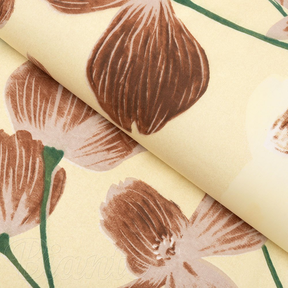 Bavlněná látka/plátno Sandra SA-536 Hnědé orchideje na vanilkově žlutém - šířka 160 cm - Biante.cz