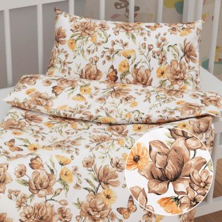 Detské bavlnené posteľné obliečky do postieľky Sandra SA-458 Hnedé kvety magnólie s motýlikmi na bielom - Biante.sk