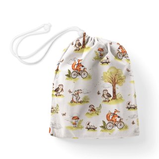 Bavlněný pytlík/sáček na přezůvky Sandra SA-697 Lišky na kolách - zelené na bílém - Biante.cz Bavlněný pytlík/sáček na přezůvky Sandra SA-697 Lišky na kolách - zelené na bílém - Biante.cz