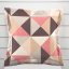 Sametový povlak na polštář s lemem Tamara TMR-048 Růžovo-hnědo-šedé trojúhelníky - Biante.cz