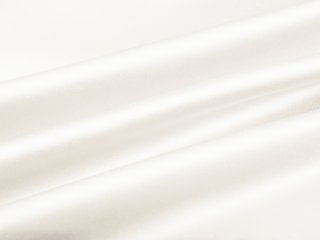 Látka polyesterový satén LUX-L052 Smetanově bílá - šířka 150 cm - Biante.cz Látka polyesterový satén LUX-L052 Smetanově bílá - šířka 150 cm - Biante.cz
