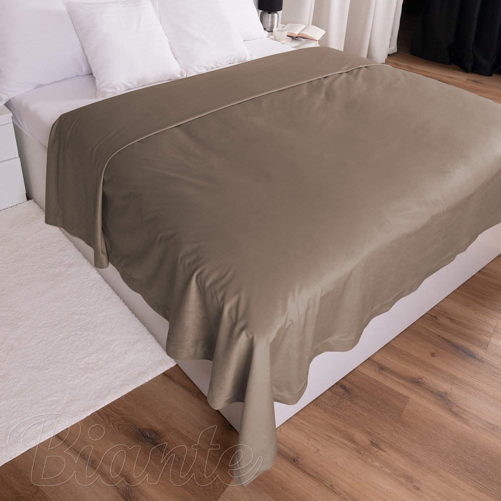 Sametový přehoz na postel Velvet Premium SVP-005 Světle hnědý - detail 1 - Biante.cz