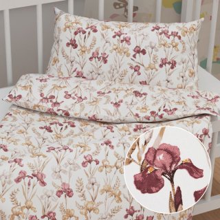 Detské bavlnené posteľné obliečky do postieľky Sandra SA-636 Vínovo-béžové kosatce na bielom - Biante.sk Detské bavlnené posteľné obliečky do postieľky Sandra SA-636 Vínovo-béžové kosatce na bielom - Biante.sk