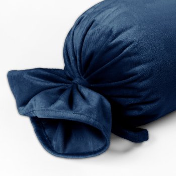 Sametový polštář válec bonbon Velvet Premium SVP-029 Námořnická modrá - detail 1 - Biante.cz