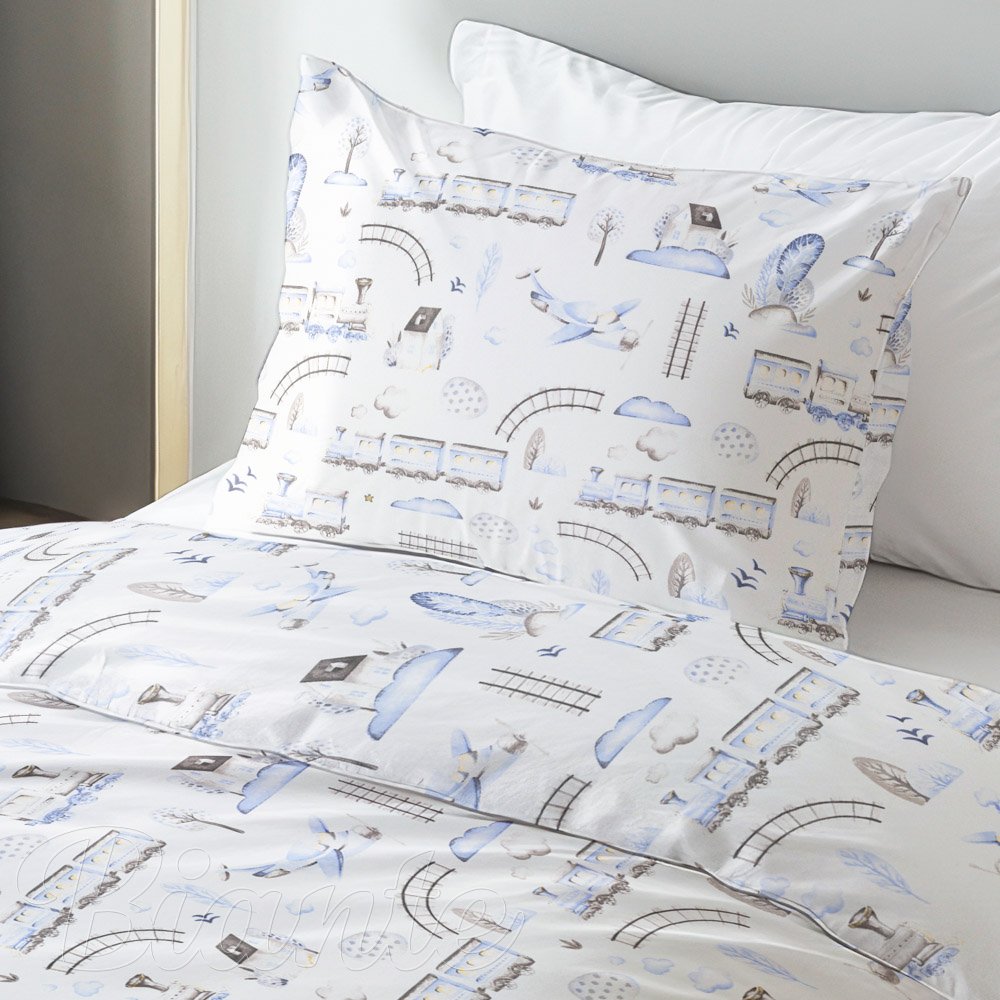 Dětské bavlněné ložní povlečení Sandra SA-690 Modré vláčky s letadýlky na bílém - detail 1 - Biante.cz