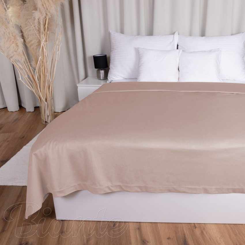 Sametový přehoz na postel Velvet Premium SVP-043 Pudrově růžový - Biante.cz
