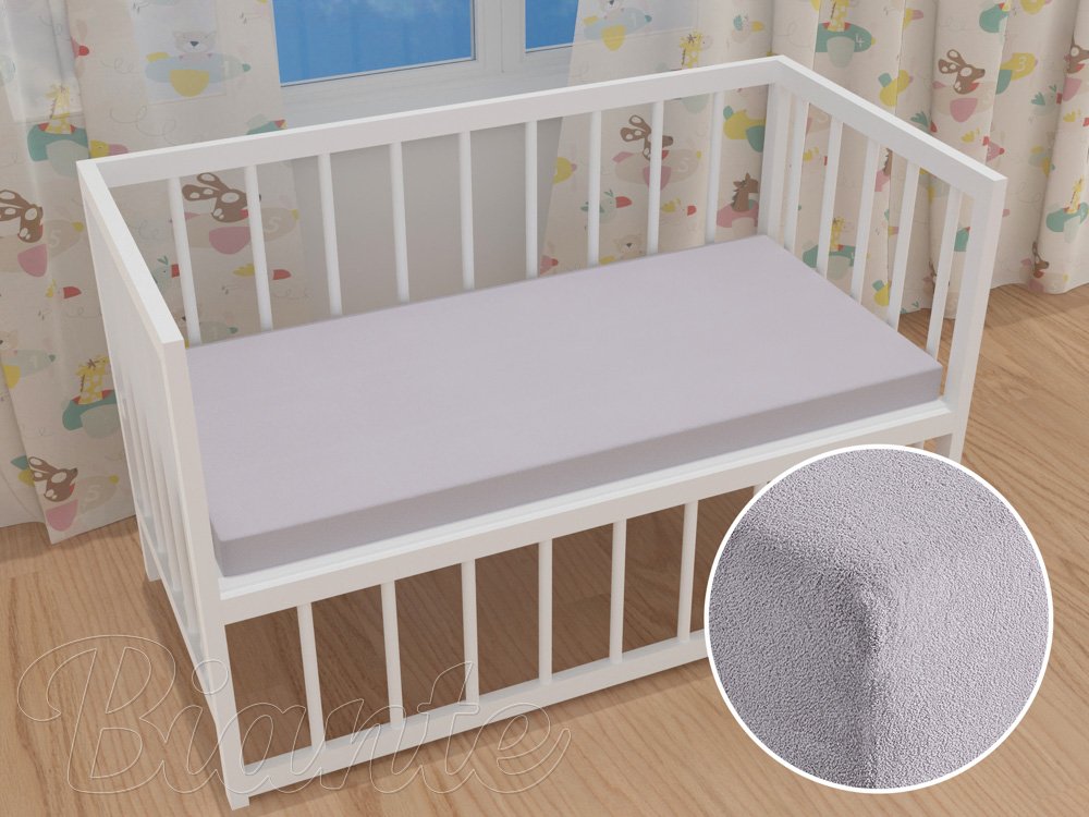 Dětské froté napínací prostěradlo do postýlky FR-028 Světle šedé - Biante.cz Dětské froté napínací prostěradlo do postýlky FR-028 Světle šedé - Biante.cz