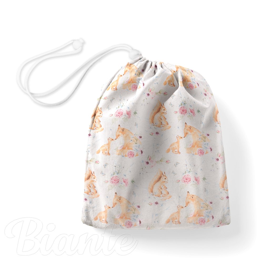 Bavlněný pytlík/sáček na přezůvky Sandra SA-694 Veverky a lišky mezi květinami na bílém - Biante.cz
