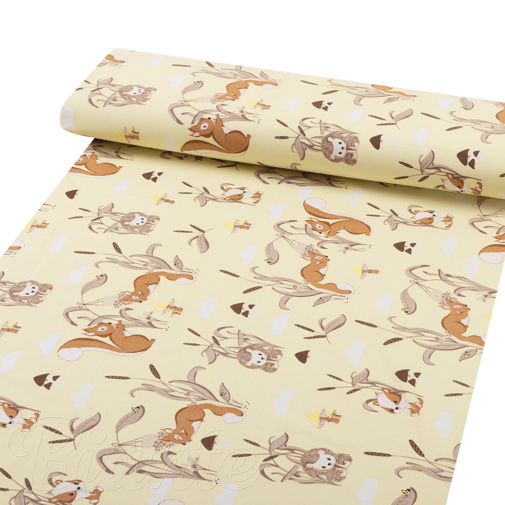 Dětská bavlněná látka/plátno Sandra SA-700 Veverky a ježci na světle vanilkovém - šířka 160 cm - detail 1 - Biante.cz
