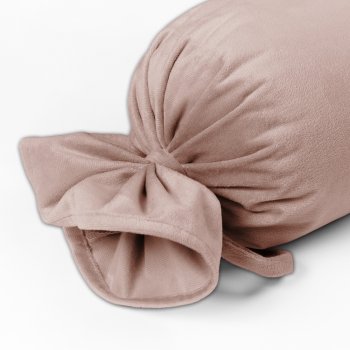 Sametový polštář válec bonbon Velvet Premium SVP-043 Pudrově růžový - detail 1 - Biante.cz