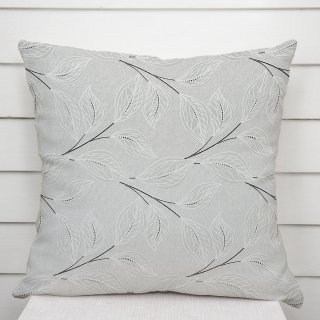 Dekorační povlak na polštář Leona LN-165 Pnoucí lístky na šedém - Biante.cz Dekorační povlak na polštář Leona LN-165 Pnoucí lístky na šedém - Biante.cz