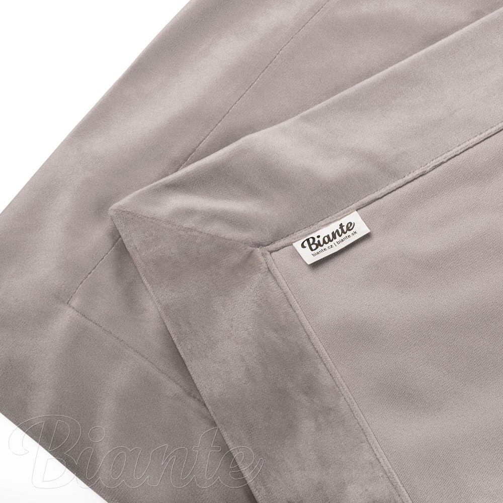 Sametový přehoz na postel Velvet Premium SVP-015 Latte - detail 3 - Biante.cz